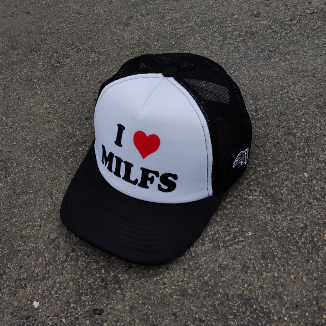 I ❤️ MILFS (Gorra Trucker) - ESTABLO HAT CLUB
