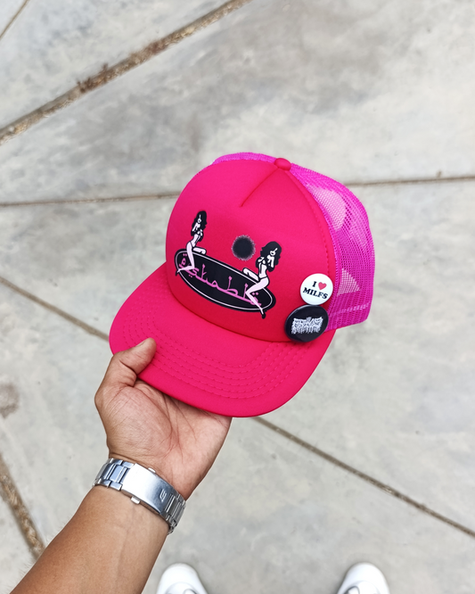 ESTABLO ARABIC LOGO Trucker Fucsia - ESTABLO HAT CLUB